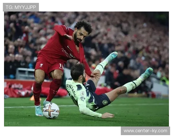 阿利松弃门参与进攻酿成险情 红军门将冒险策略未果 阿利松弃门参与进攻酿成险情 红军门将冒险策略未果