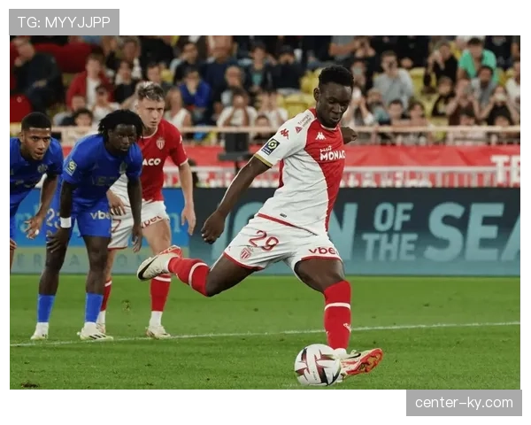 摩纳哥防守反击体系深度复盘：波科尼奥利如何用541阵型克制巴黎